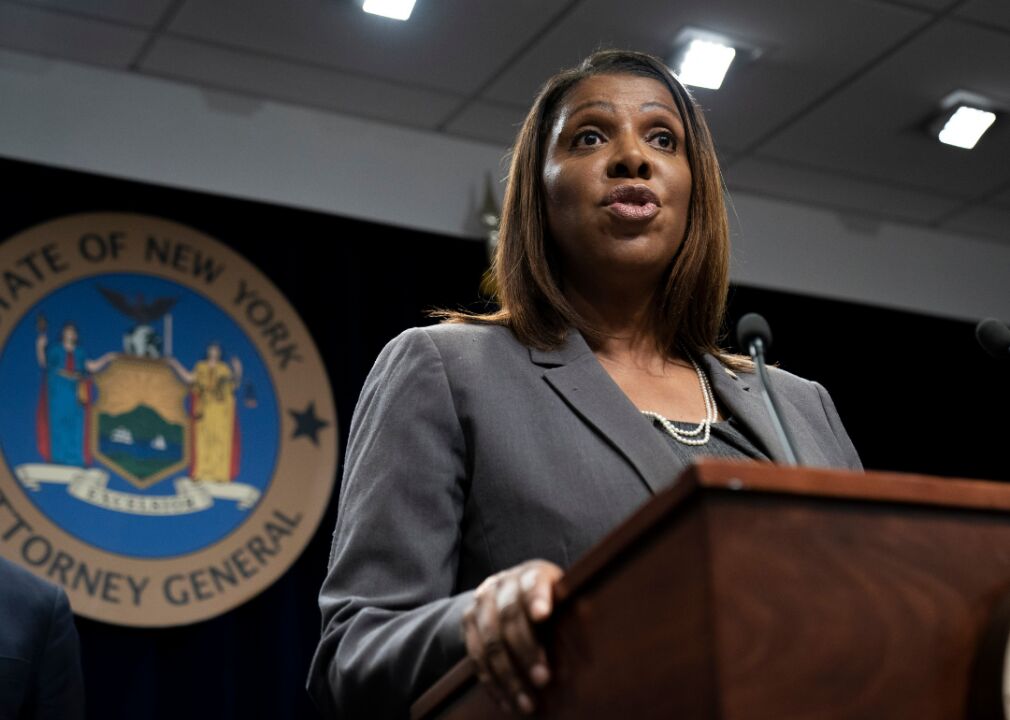 2020: New York attorney general seeks to dissolve NRA